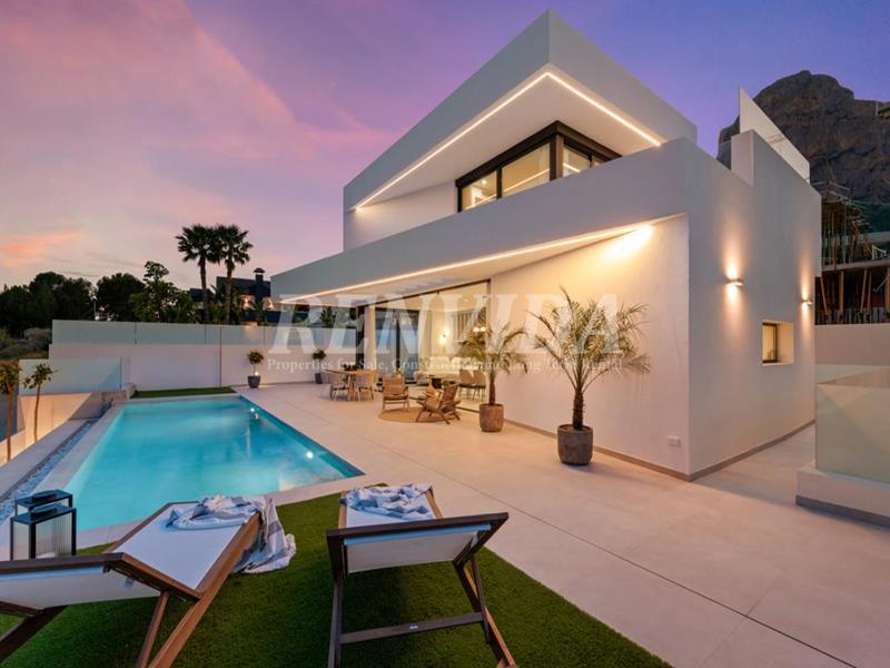 Villa for sale Polop