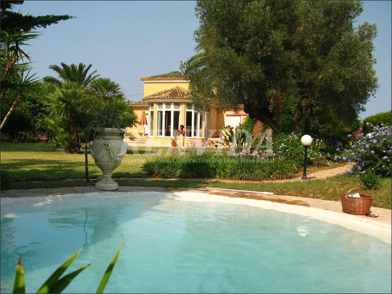 Villa for sale Denia