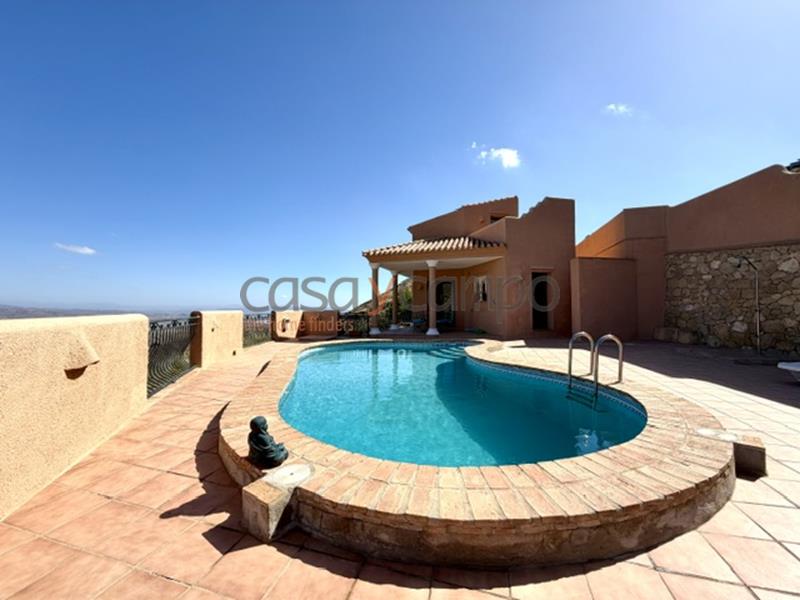 Villa in Sierra Cabrera