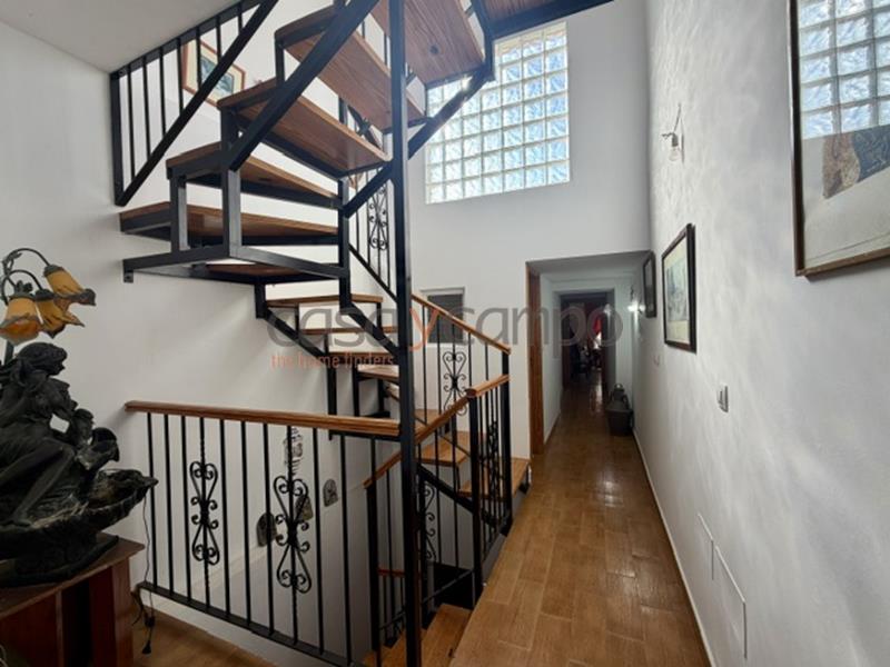Town House in Uleila Del Campo